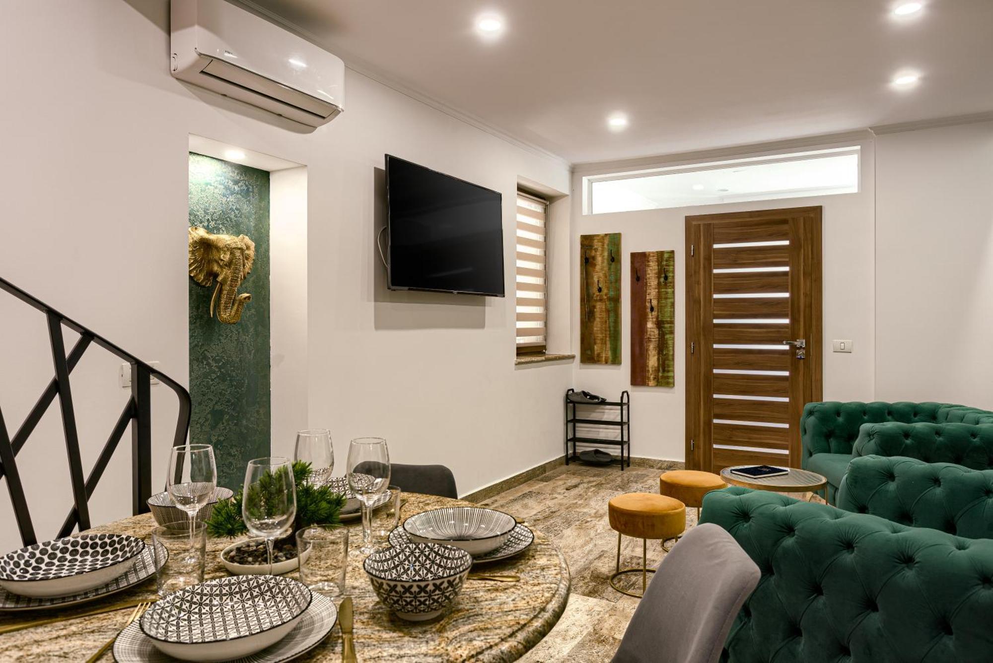 Sika Palladium Garden & Spa Central Apartment Arad Dış mekan fotoğraf