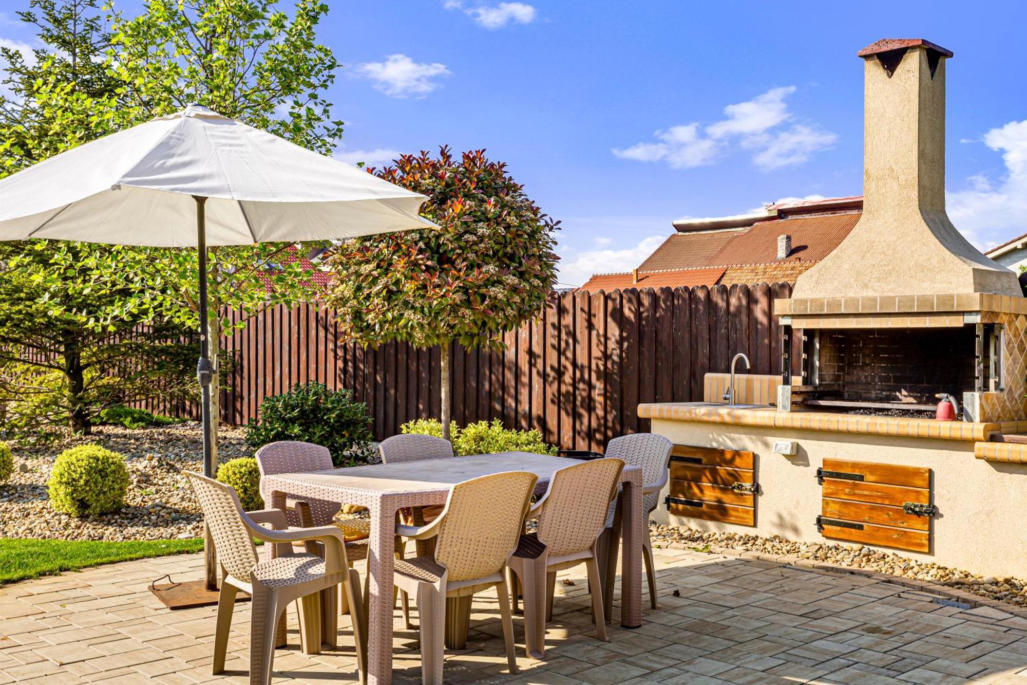 Sika Palladium Garden & Spa Central Apartment Arad Dış mekan fotoğraf