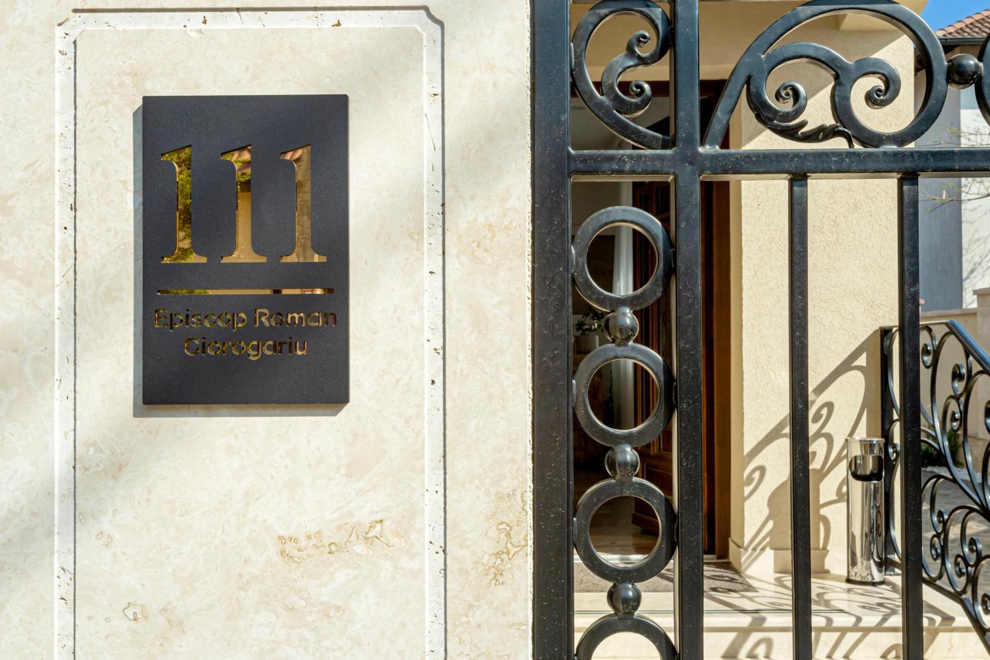 Sika Palladium Garden & Spa Central Apartment Arad Dış mekan fotoğraf